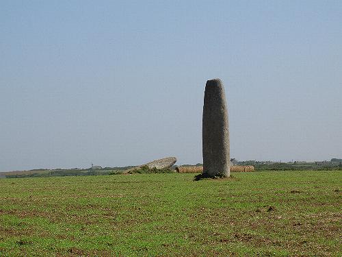 Menhir de Kergadiou