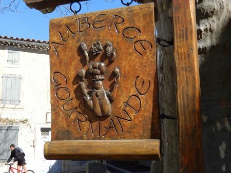 Villeneuve-Minervois - Auberge de la Clamoux