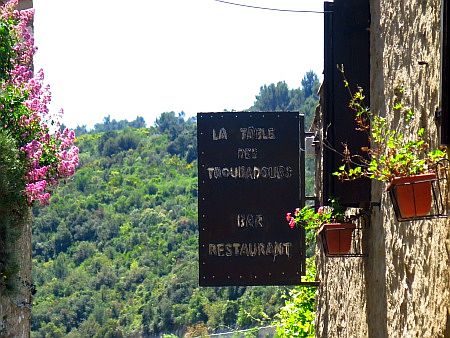 Minerve - La Table des Troubadours