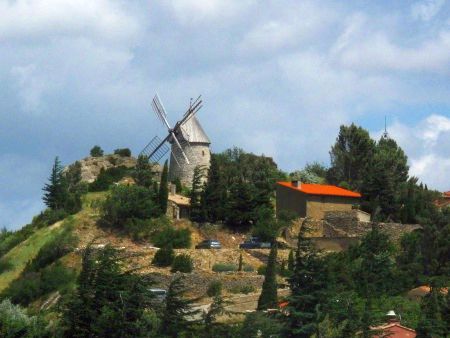 Windm�hle in Cucugnan