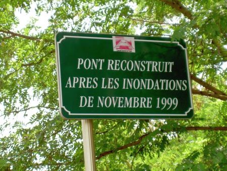 Br�ckenneubau nach �berschwemmung