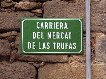 Carriera del mercat de  las trufas - Stra�e des Tr�ffelmarktes