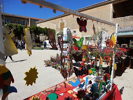 K�nstler- und Blumenmarkt