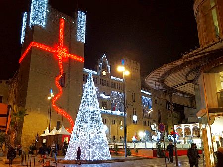 Weihnachtsschmuck in Narbonne