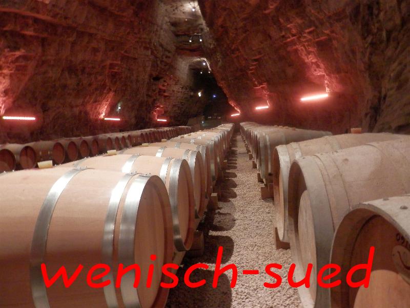 Im Weinkeller